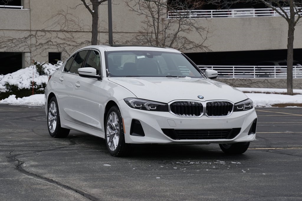 2026 BMW 3 Series 330i's photo