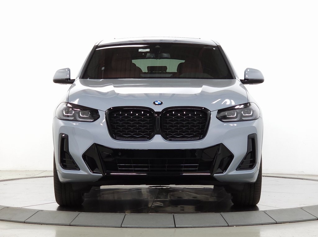 2025 BMW X4 xDrive30i 2