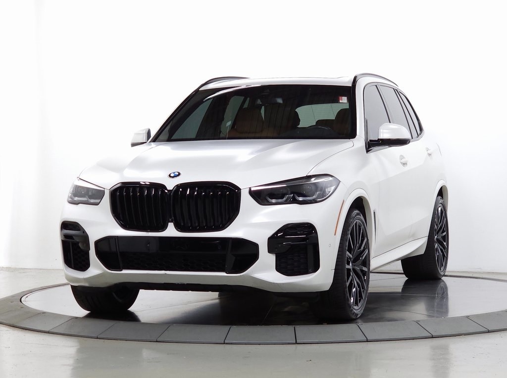 2023 BMW X5 xDrive40i M Sport 3