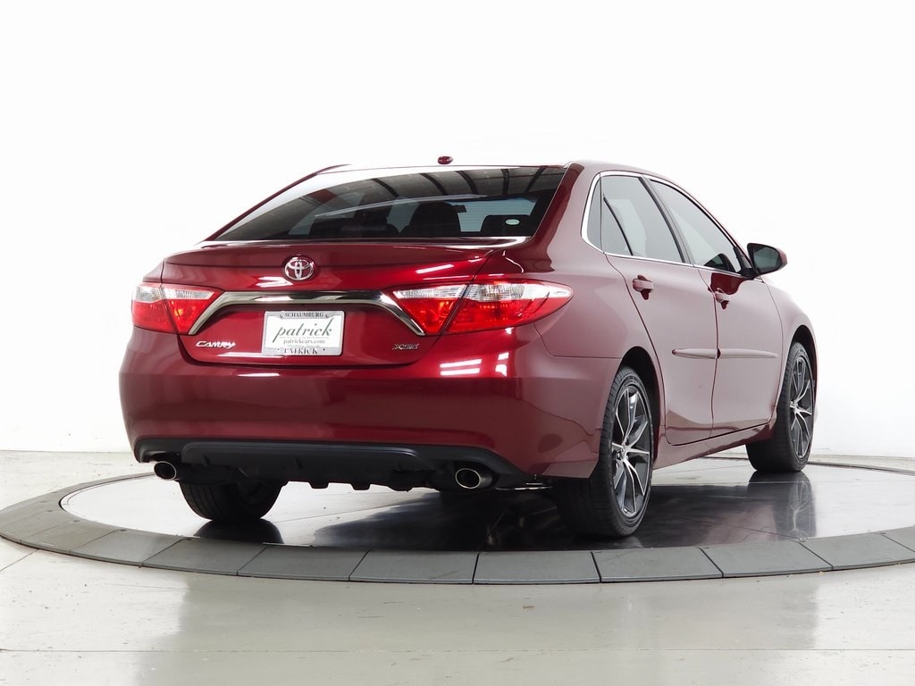 2015 Toyota Camry XSE V6 9