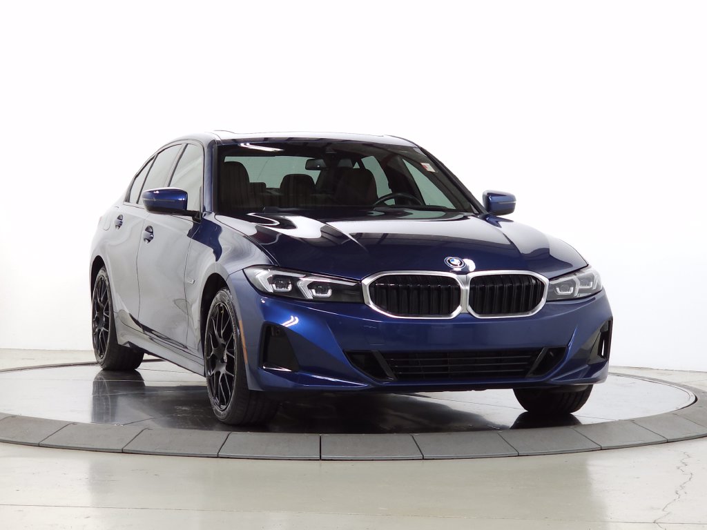 2023 BMW 3 Series 330e xDrive Sedan