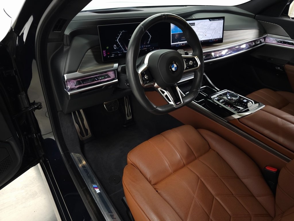 2023 BMW 7 Series 760i xDrive 16