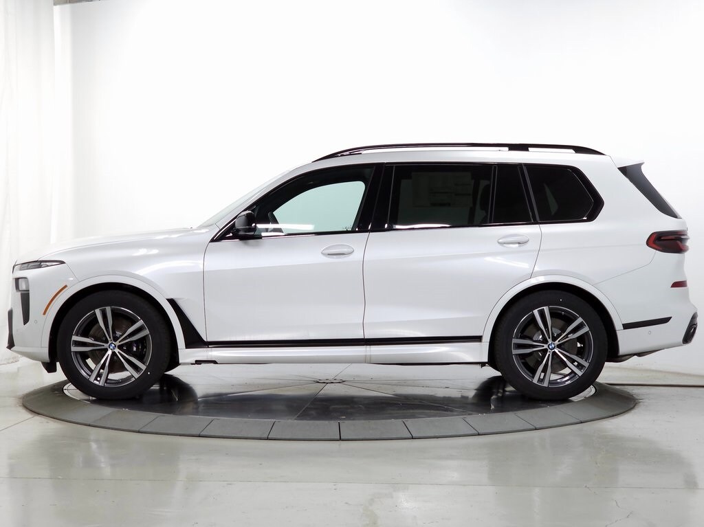 2025 Bmw X7 M60i photo 4