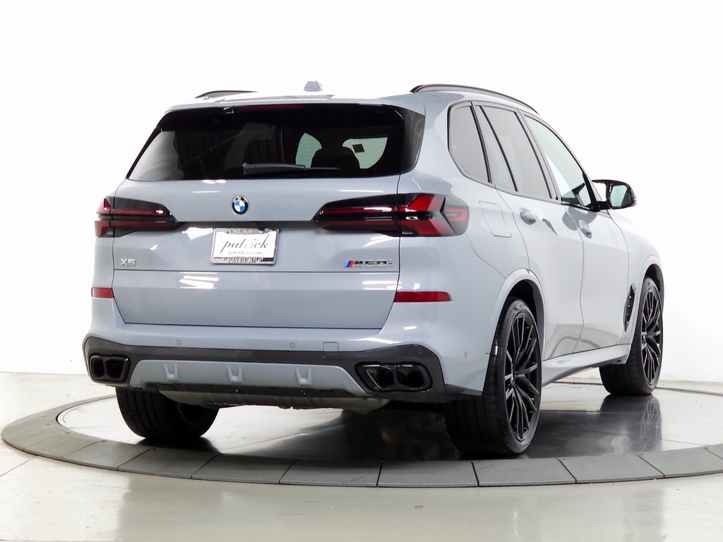 2024 BMW X5 M60i 10