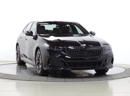 2027 BMW 550e xDrive Sedan WBA13FK04VCY49546