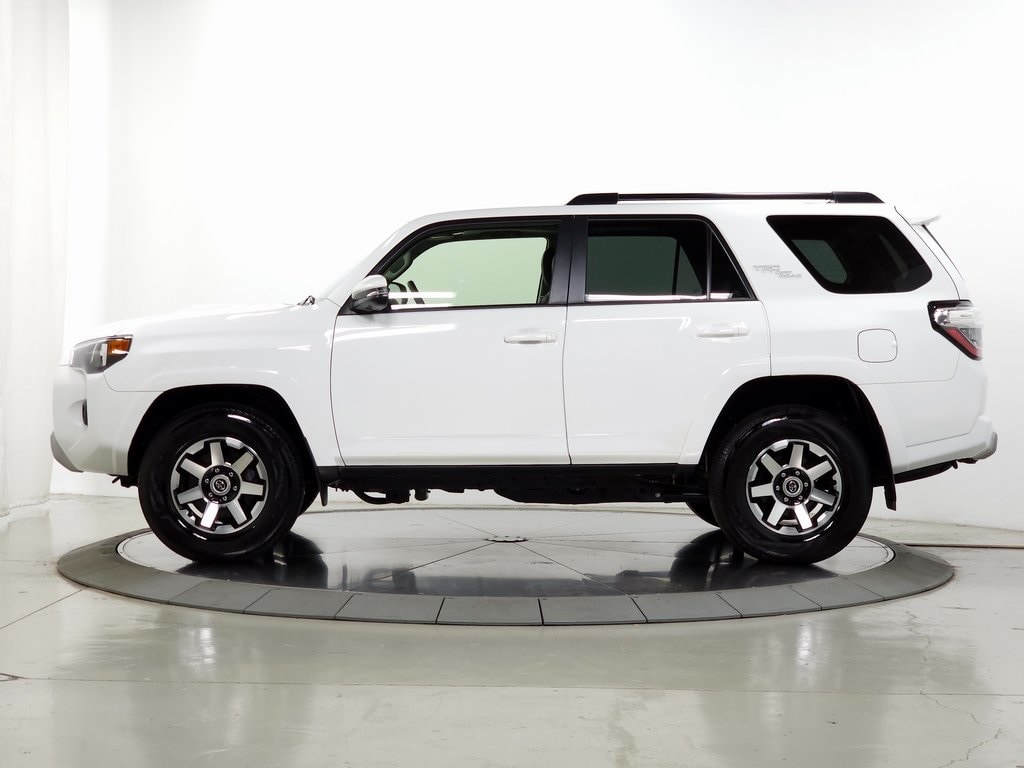 2022 Toyota 4Runner TRD Off-Road Premium 4