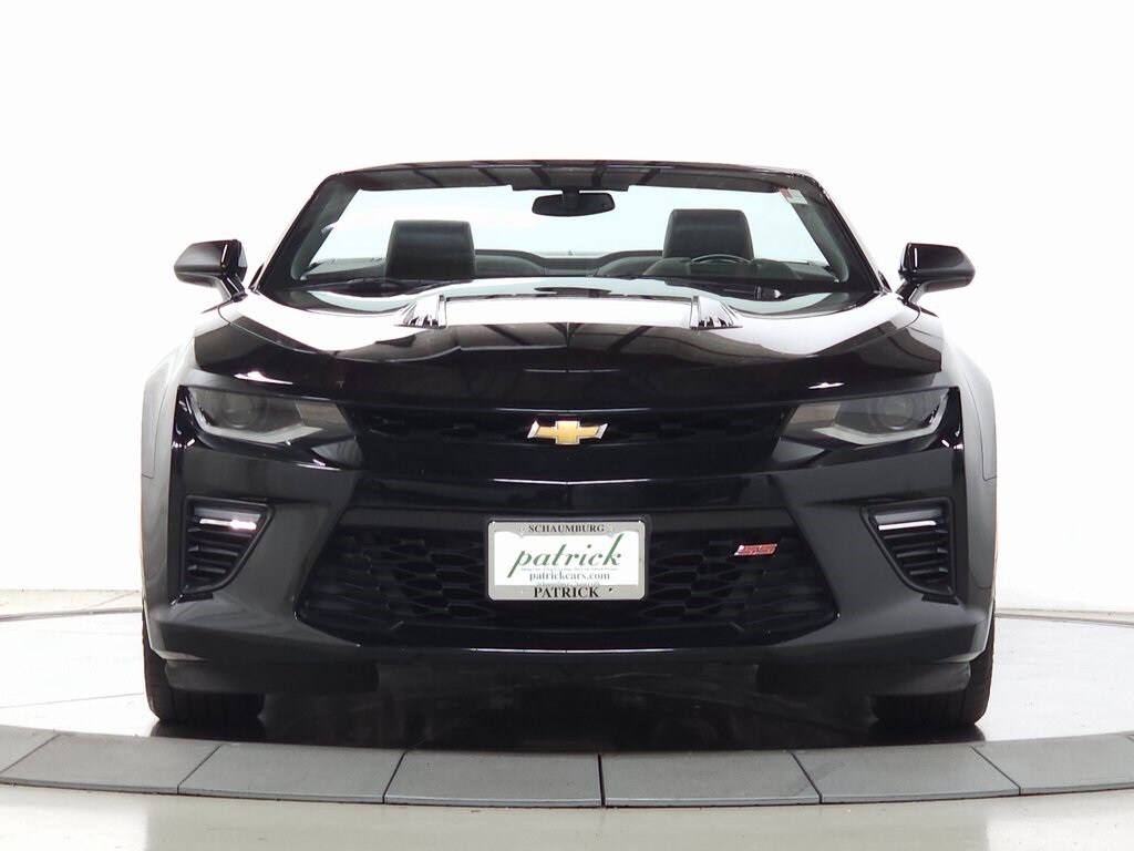 2016 Chevrolet Camaro 2SS photo 2
