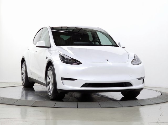 2022 Tesla Model Y Long Range's photo