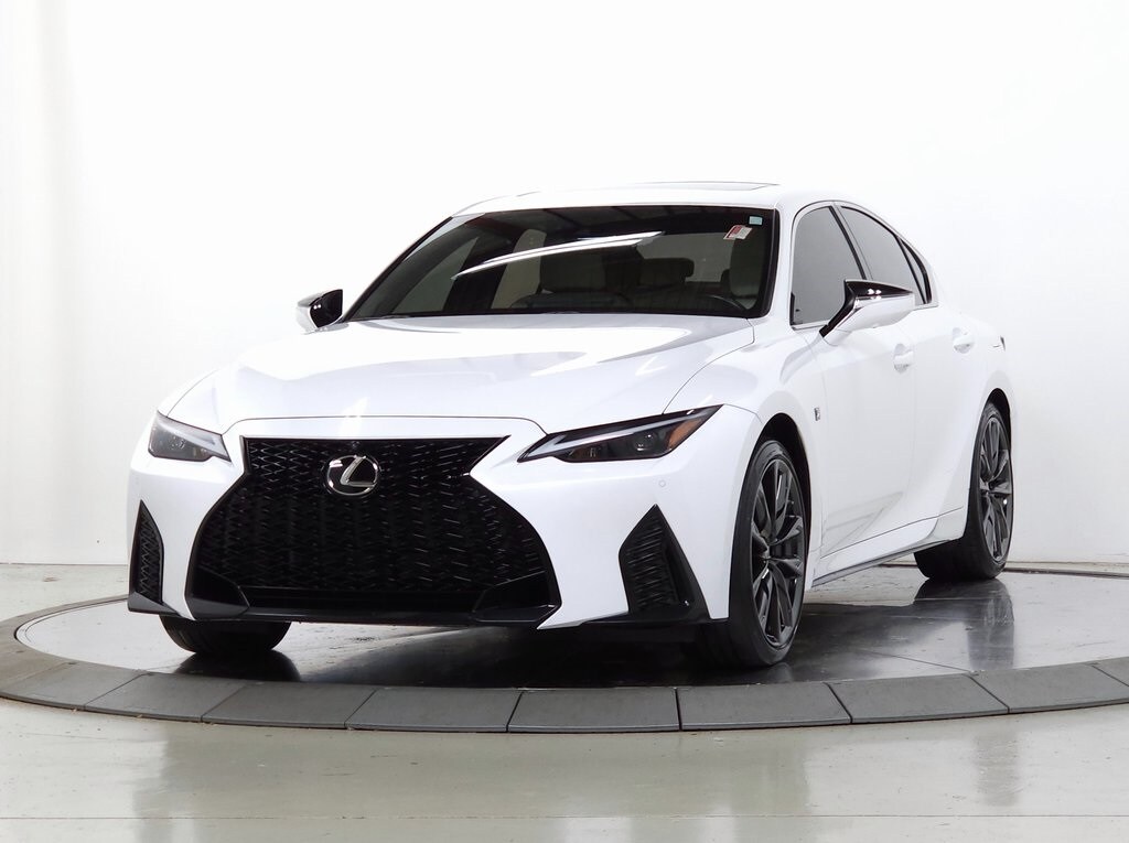 2021 Lexus IS 350 F SPORT photo 3