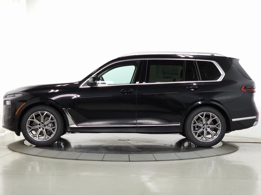 2025 BMW X7 xDrive40i 4