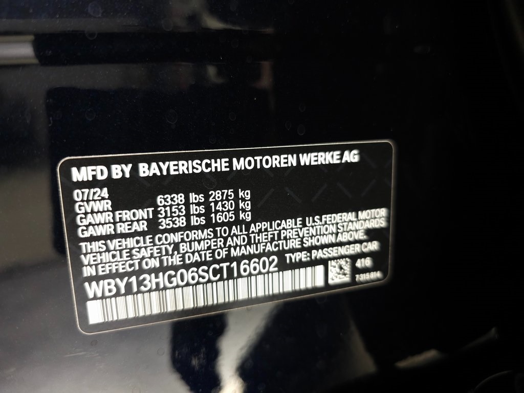 2025 BMW i5 xDrive40 28