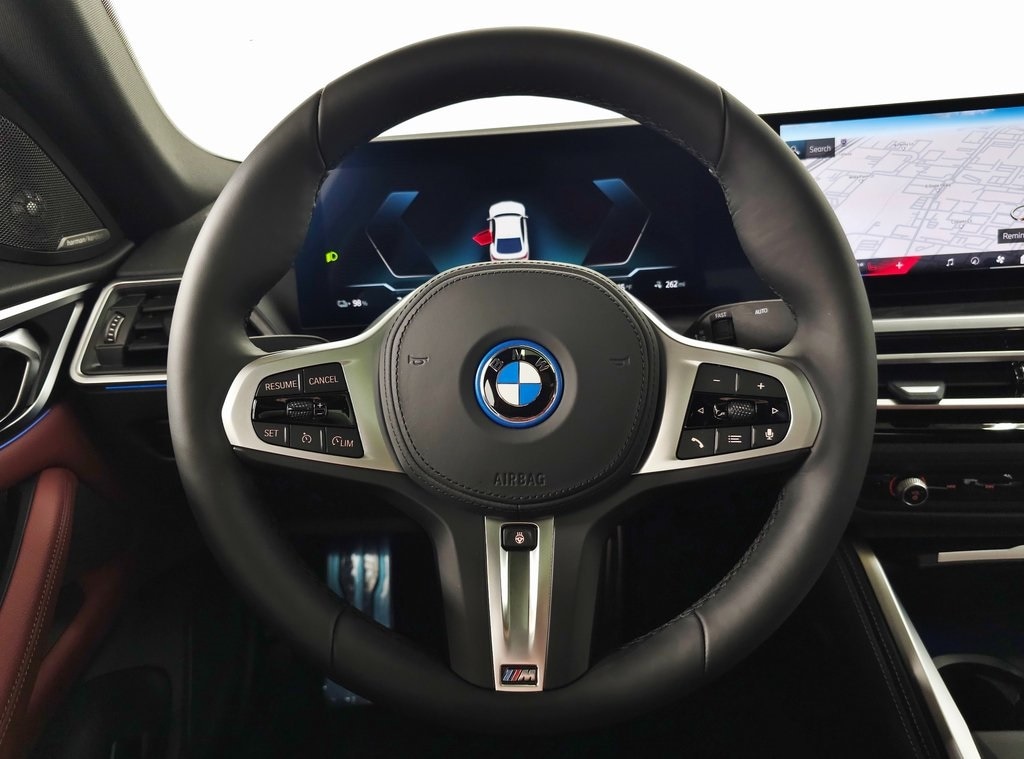 2024 BMW i4 xDrive40 17