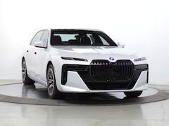 2026 BMW 740i xDrive Sedan