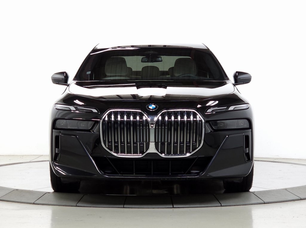Used 2025 BMW 7 Series 760i with VIN WBA33EJ02SCT24260 for sale in Schaumburg, IL