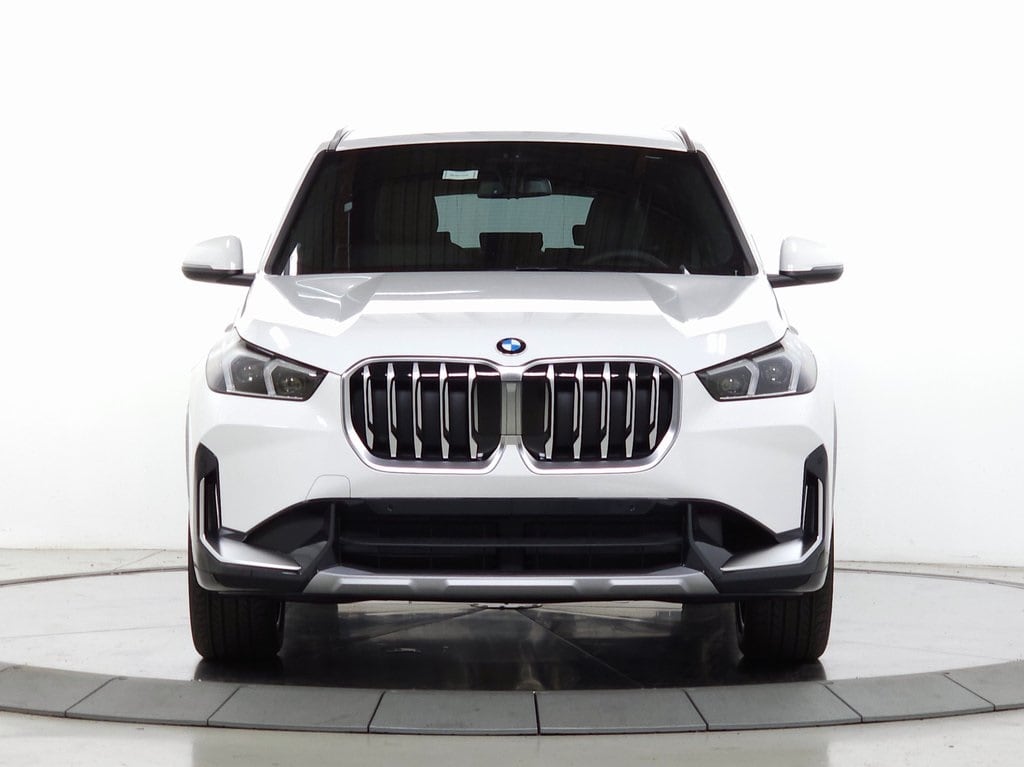 Used 2025 BMW X1 28i with VIN WBX73EF08S5161487 for sale in Schaumburg, IL