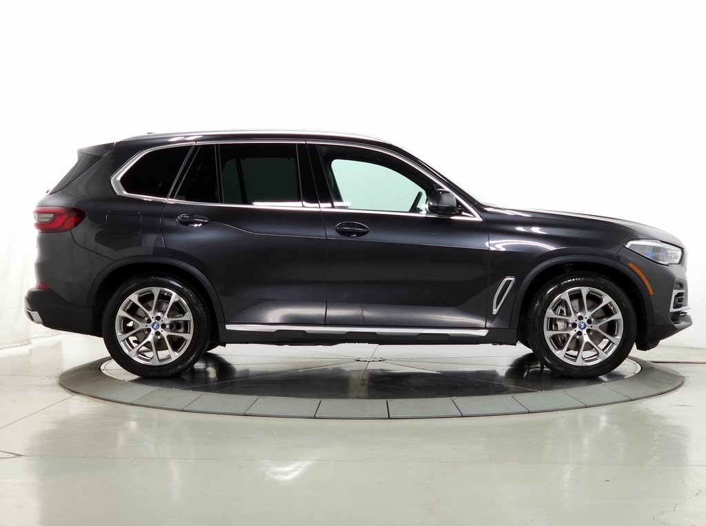 2022 BMW X5 xDrive45e 10