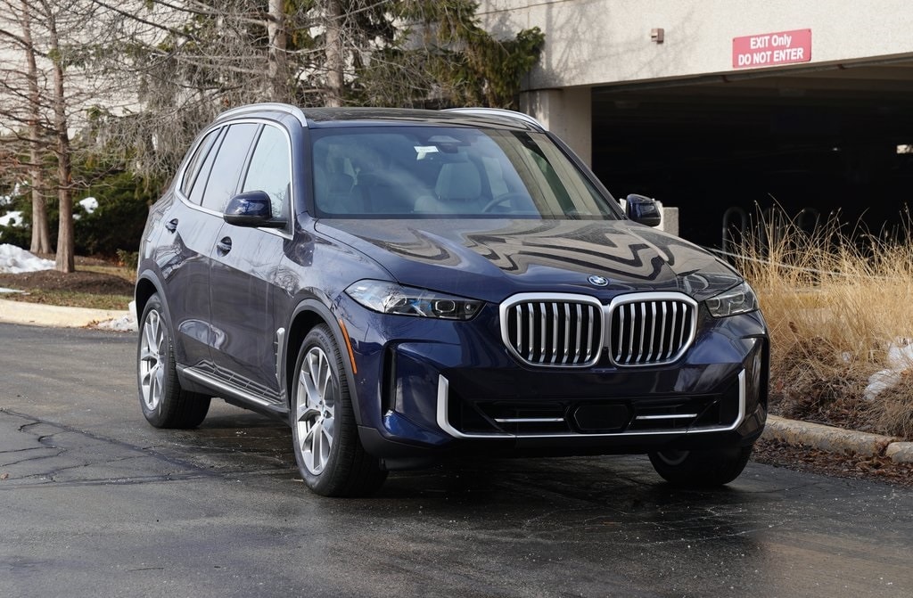 New 2026 BMW X5 PHEV xDrive50e SUV