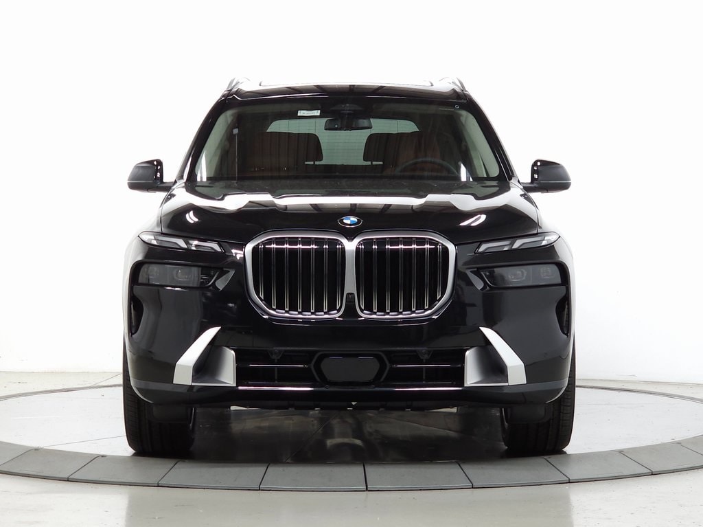 2025 BMW X7 xDrive40i 2