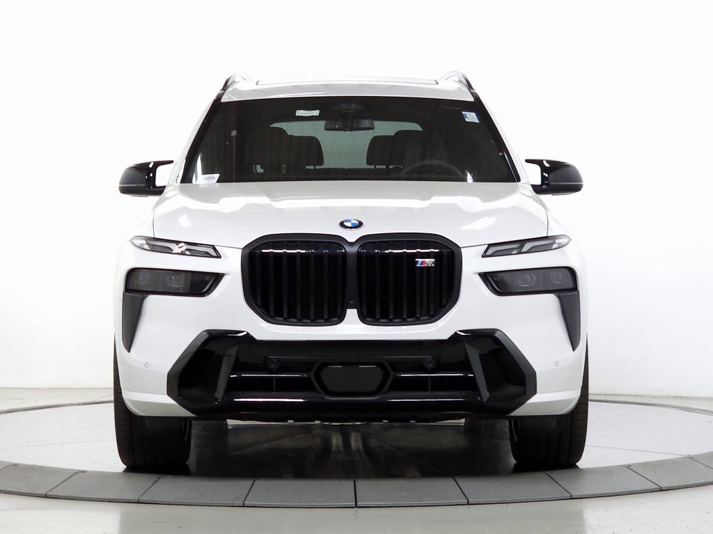 2025 Bmw X7 M60i photo 2