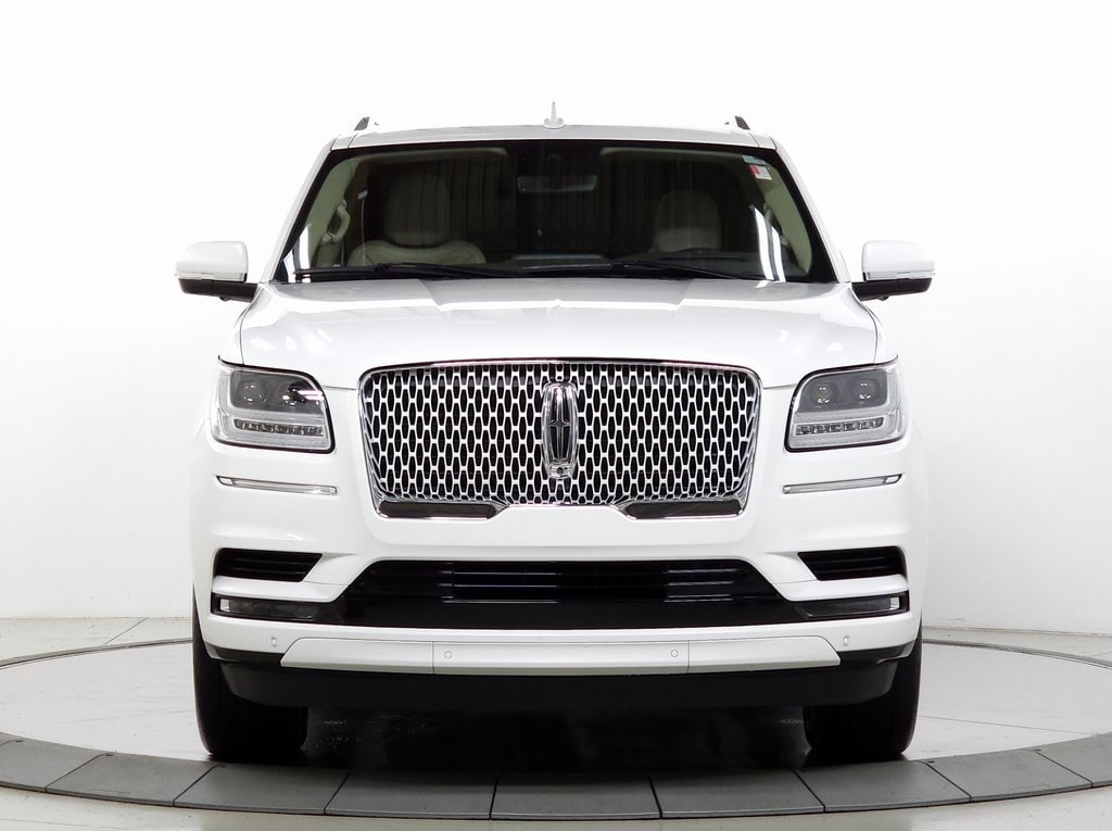 2021 Lincoln Navigator Reserve Luxury Package 2
