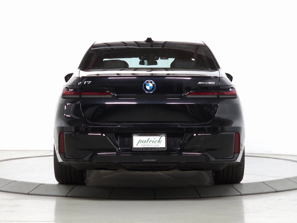 2024 BMW i7 xDrive60 6