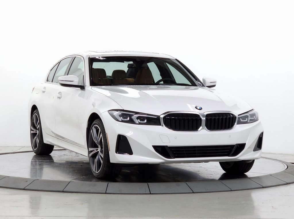 Used 2024 BMW 3 Series 330i with VIN 3MW89FF03R8E15820 for sale in Schaumburg, IL