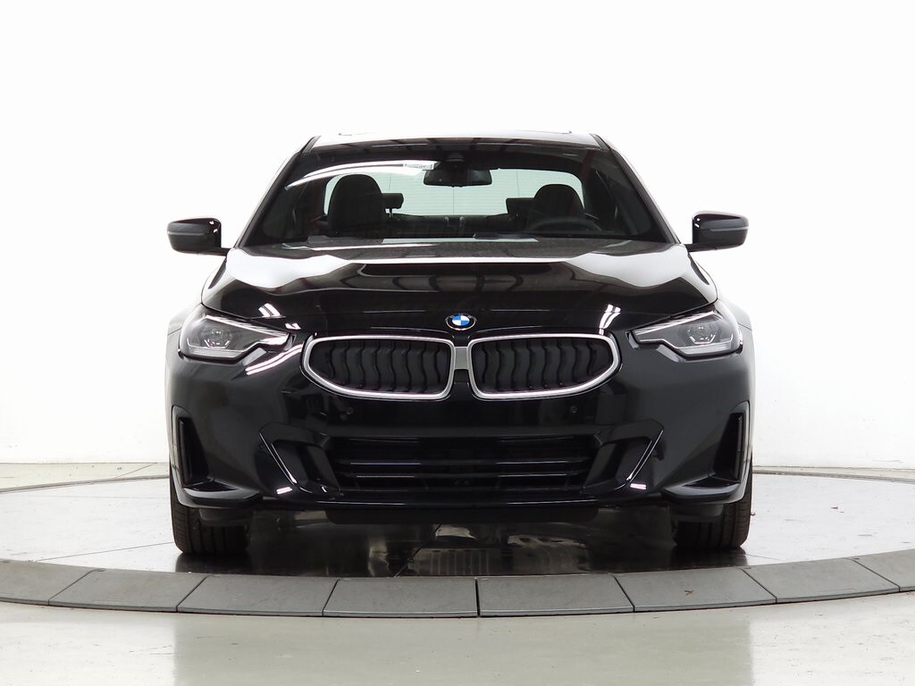 2025 Bmw 230i xDrive Coupe photo 2