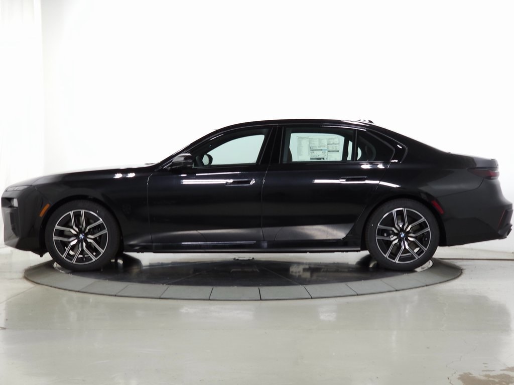 2024 BMW 760i xDrive 4