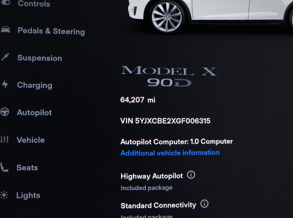 2016 Tesla Model X 90D 27