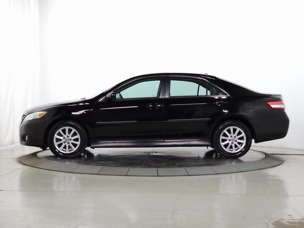 Used 2011 Toyota Camry XLE Sedan