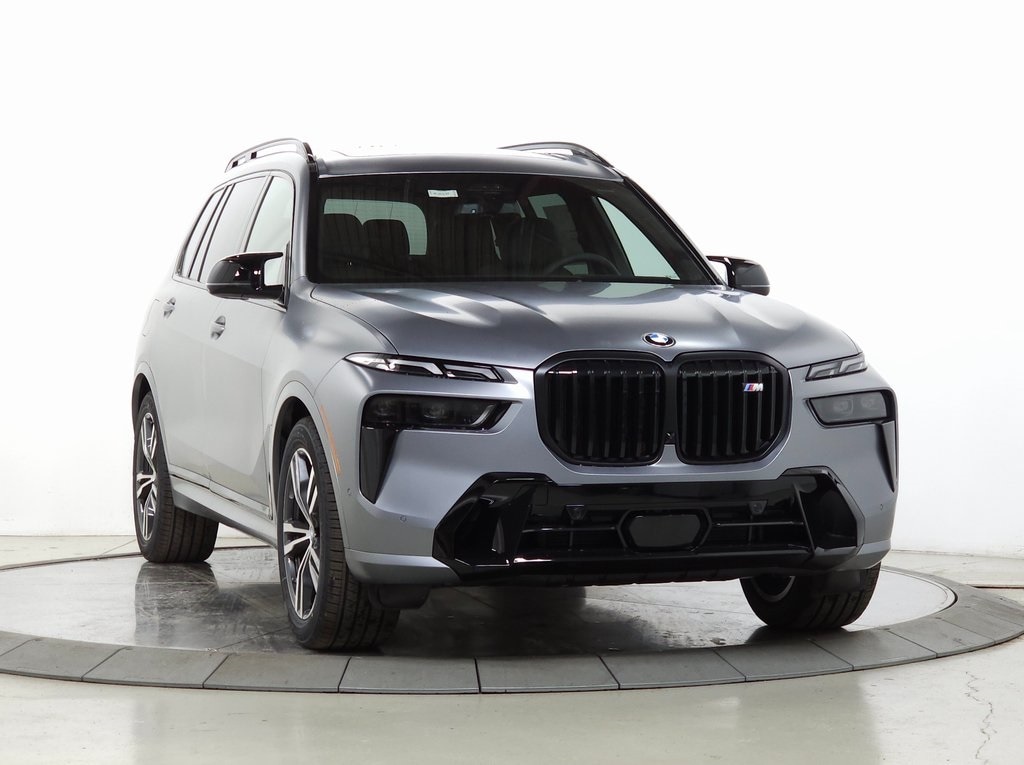 2026 BMW X7 M60i's photo