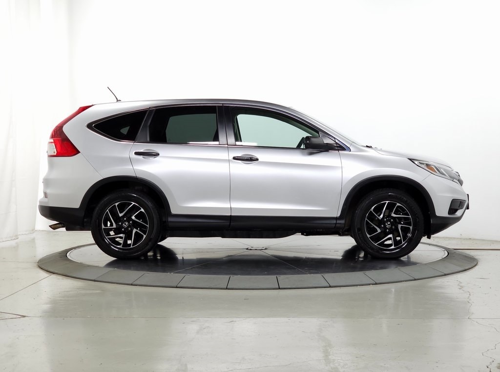 2016 Honda CR-V SE 11