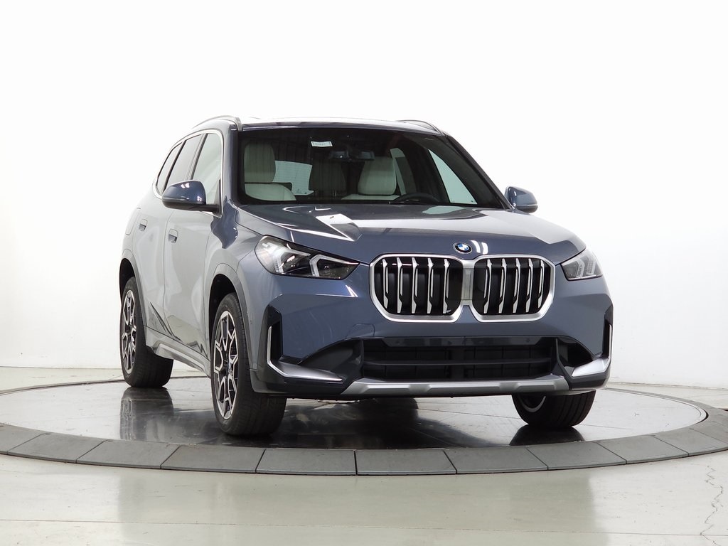 2026 BMW X1 28i's photo