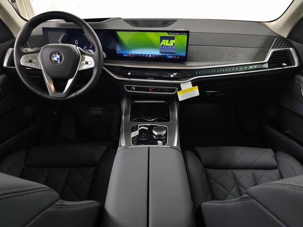 2025 BMW X7 xDrive40i 8