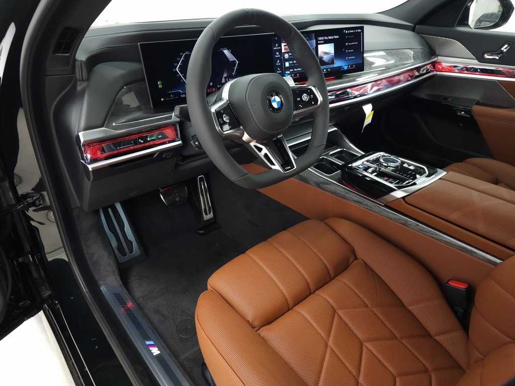 2024 BMW 760i xDrive 10