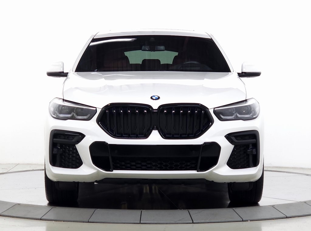 2022 BMW X6 M50i 2