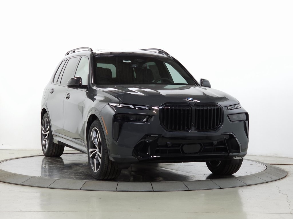 2026 BMW X7 40i's photo