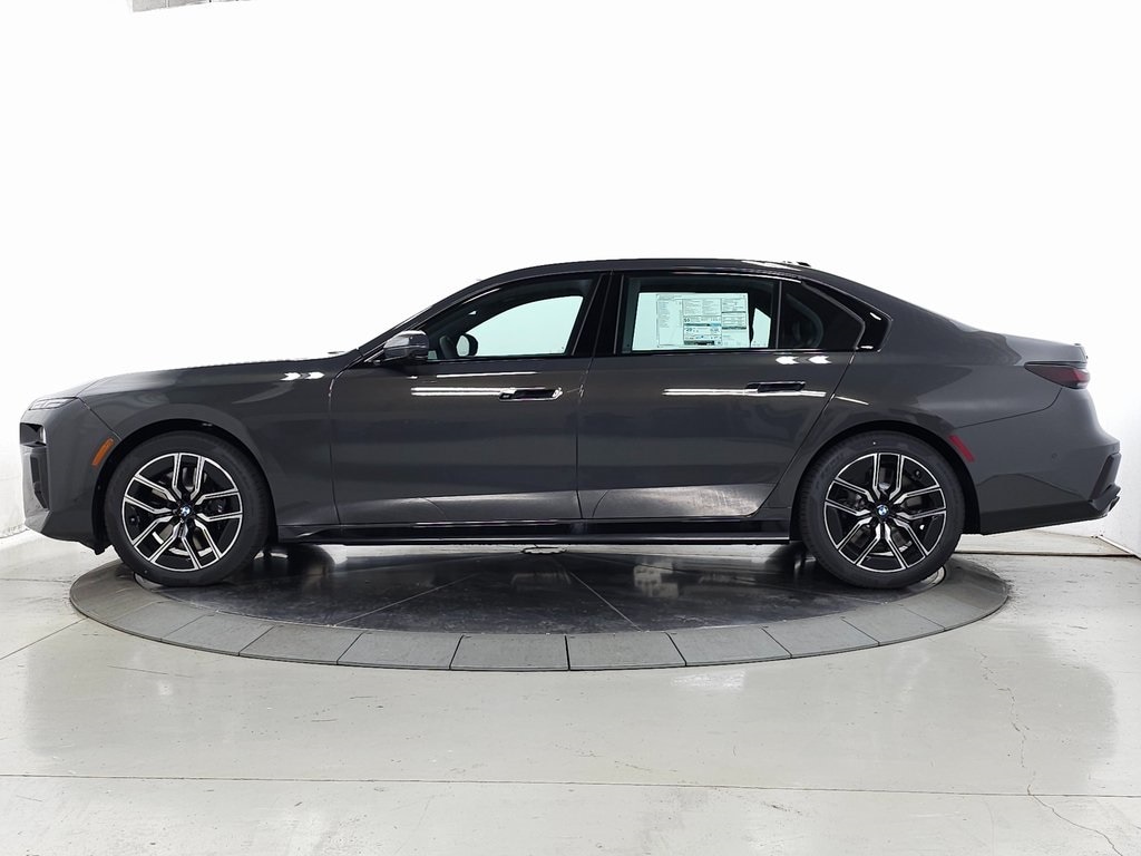 New 2025 BMW 760i xDrive Sedan