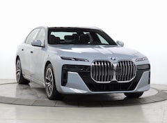 2026 BMW 740i xDrive Sedan