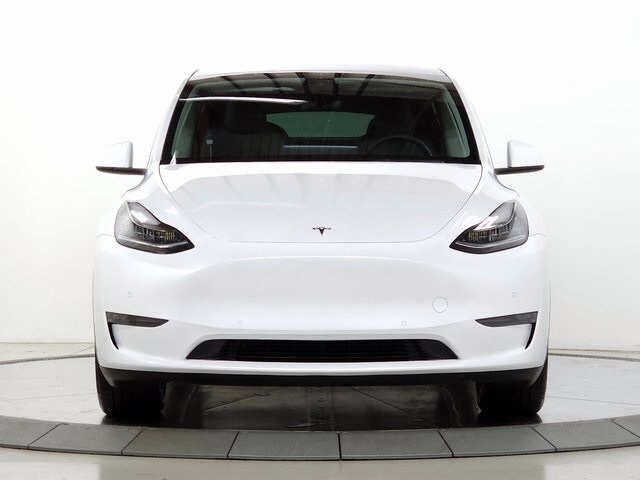 2022 Tesla Model Y Long Range photo 2