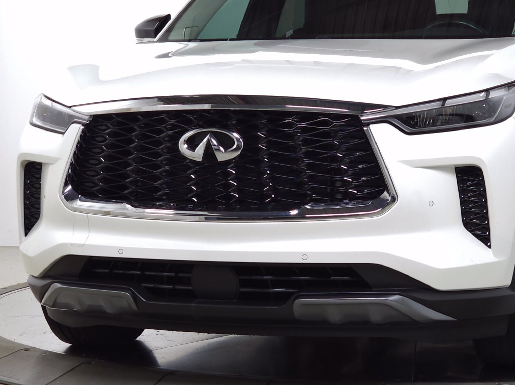 Used 2023 INFINITI QX60 Sensory SUV