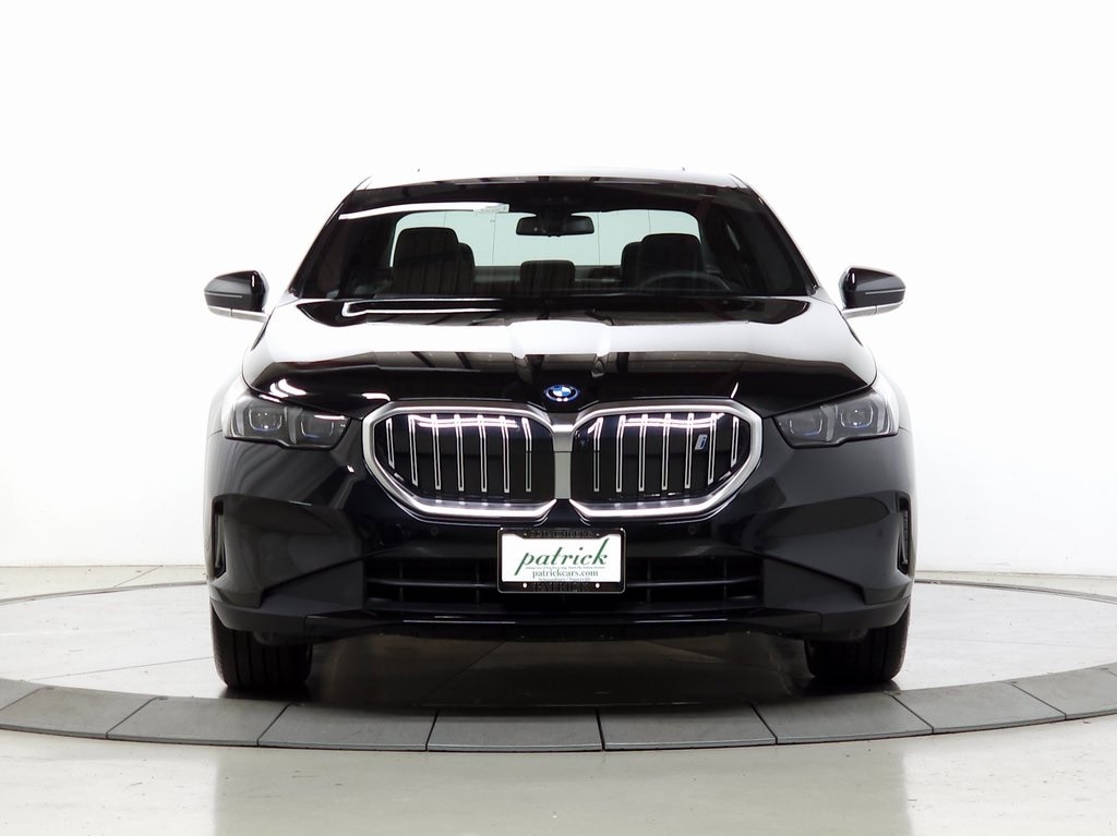 Used 2024 BMW i5 Base with VIN WBY33FK07RCR50189 for sale in Schaumburg, IL