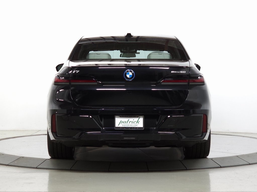 2024 BMW i7 eDrive50 6