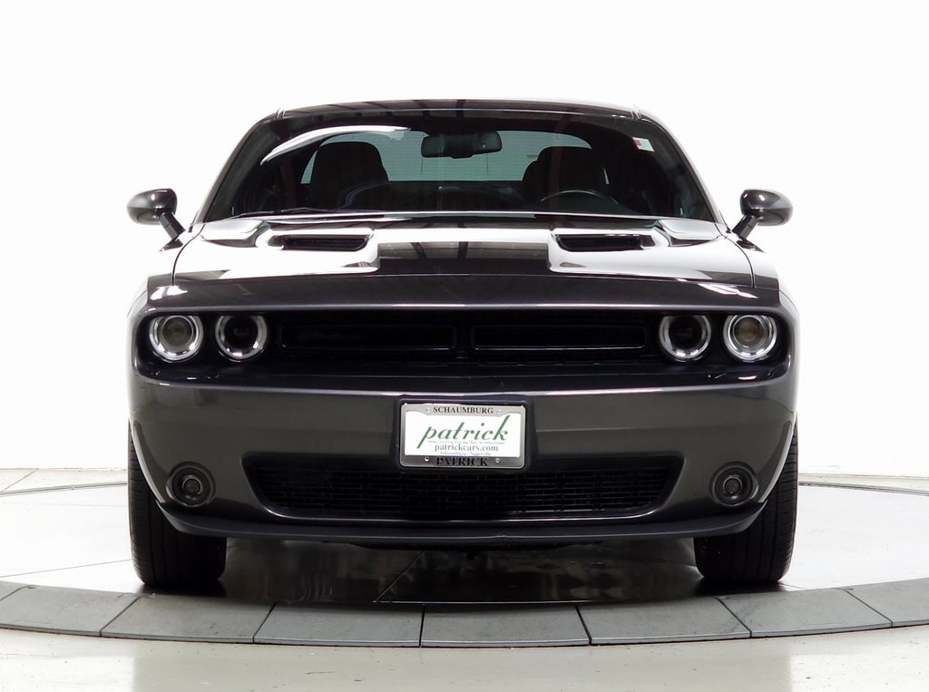 Used 2023 Dodge Challenger SXT with VIN 2C3CDZGG8PH528579 for sale in Schaumburg, IL