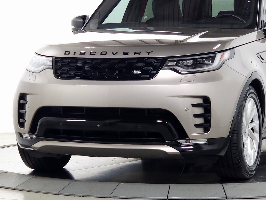 2022 Land Rover Discovery S R-Dynamic 3