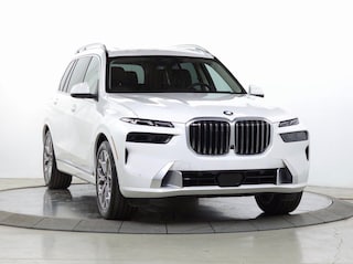 Used 2026 BMW X7 xDrive40i SUV for sale near Naperville, Hoffman Estates & Aurora IL
