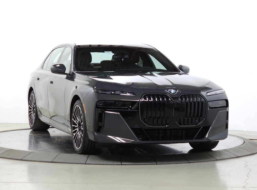 New 2026 BMW 760i xDrive Sedan