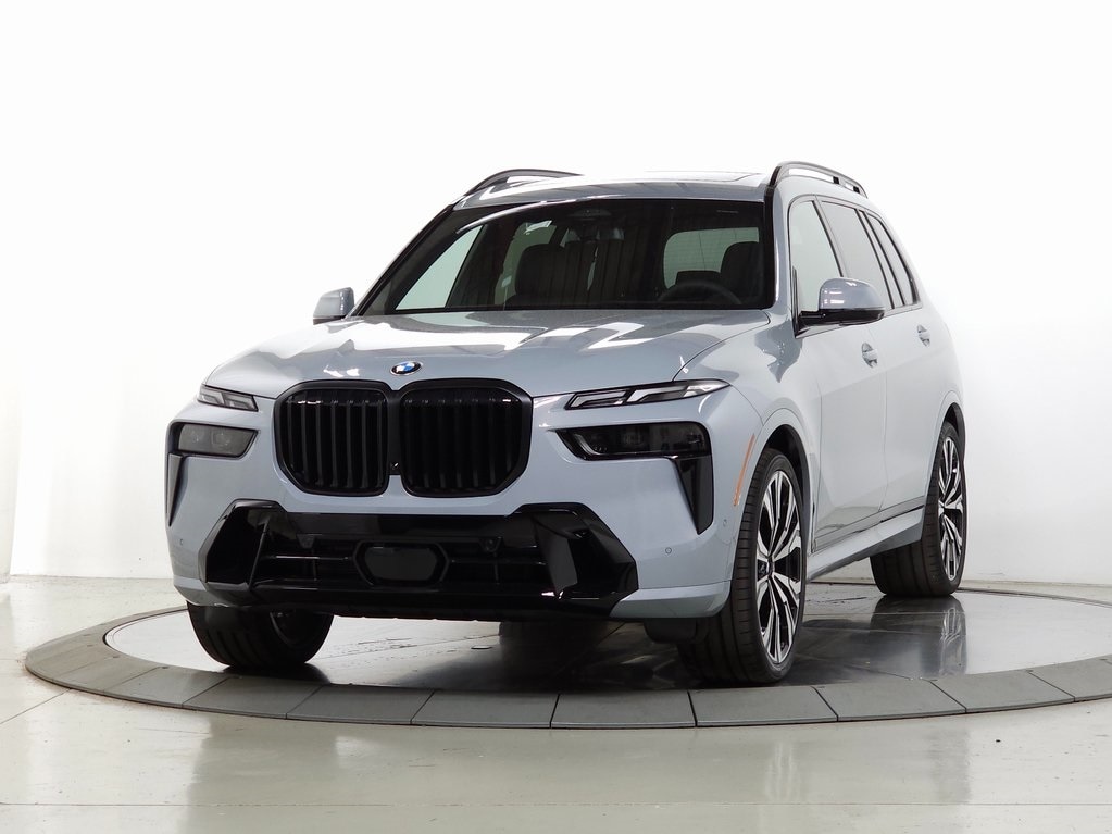 2025 BMW X7 xDrive40i M Sport 3