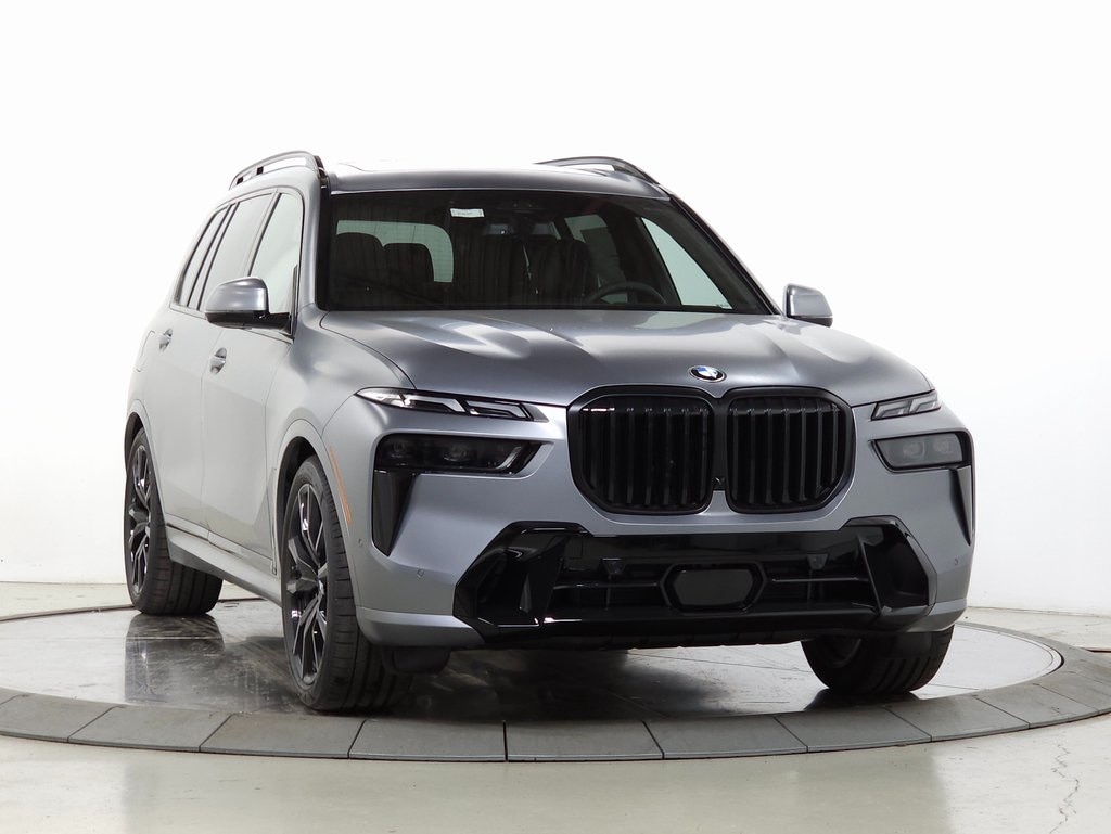 2026 BMW X7 40i's photo