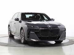 2026 BMW 740i xDrive Sedan